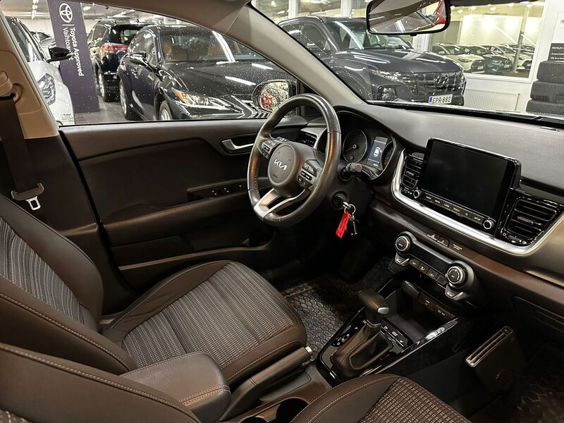 Kia Stonic vaihtoauto