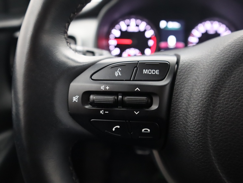 Kia Stonic vaihtoauto