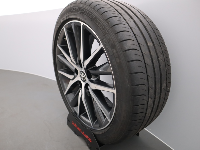 Toyota Camry vaihtoauto