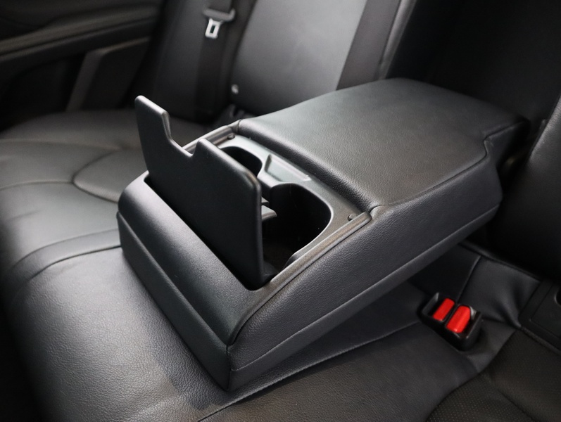 Toyota Camry vaihtoauto