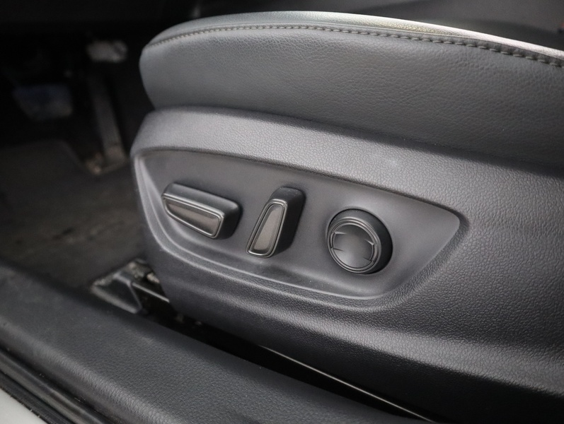 Toyota Camry vaihtoauto