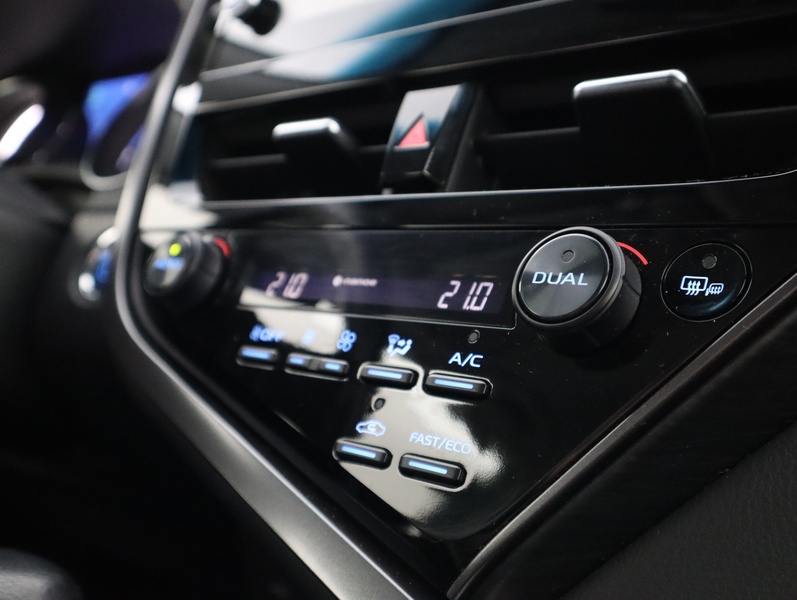 Toyota Camry vaihtoauto