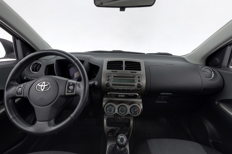 Toyota Urban Cruiser vaihtoauto