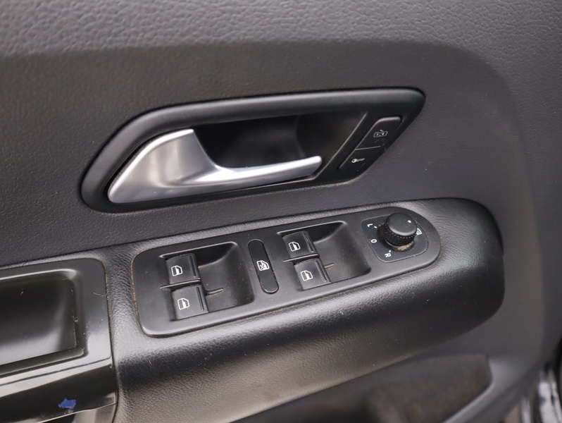 Volkswagen Amarok vaihtoauto