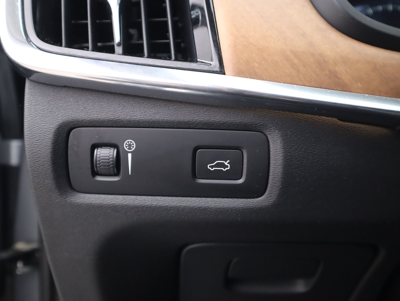 Volvo S90 vaihtoauto