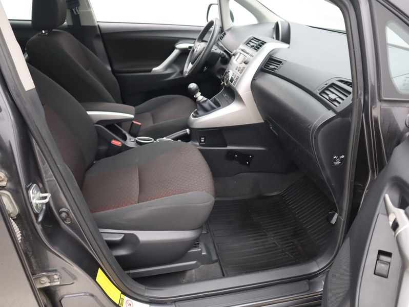 Toyota Verso vaihtoauto