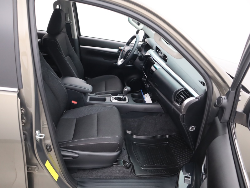 Toyota Hilux vaihtoauto