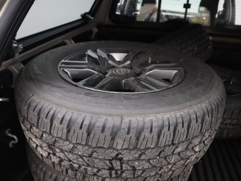 Toyota Hilux vaihtoauto