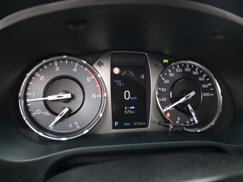 Toyota Hilux vaihtoauto