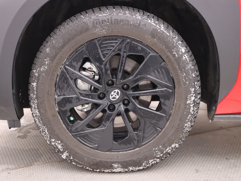 Toyota bZ4X vaihtoauto