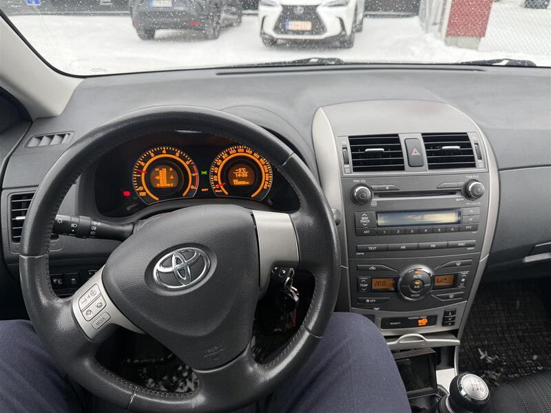 Toyota Corolla vaihtoauto