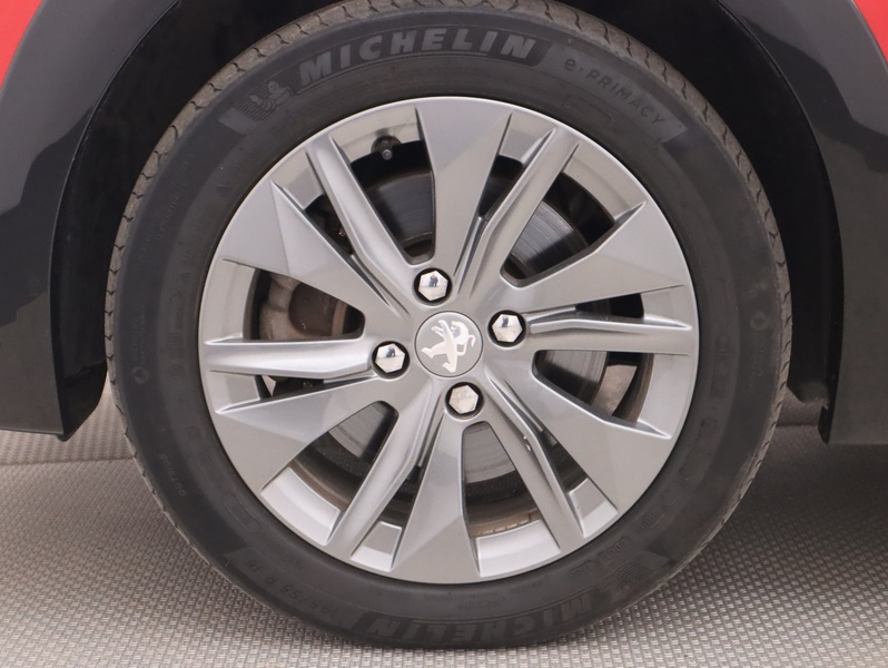 Peugeot e-208 vaihtoauto