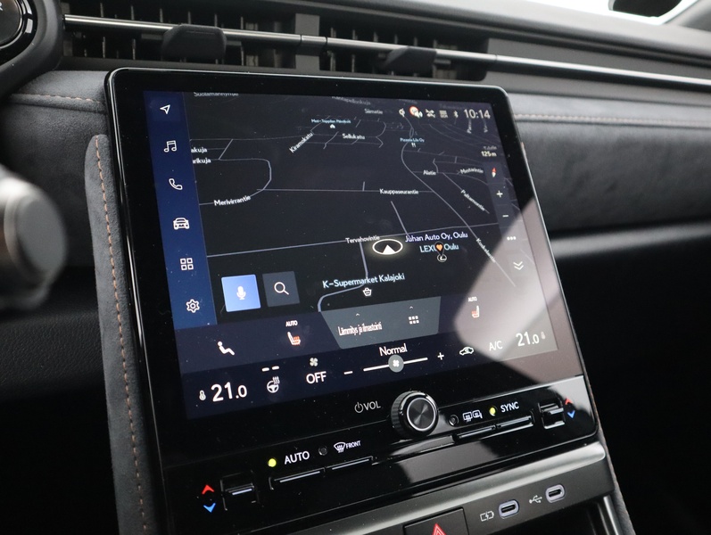 Lexus LBX vaihtoauto