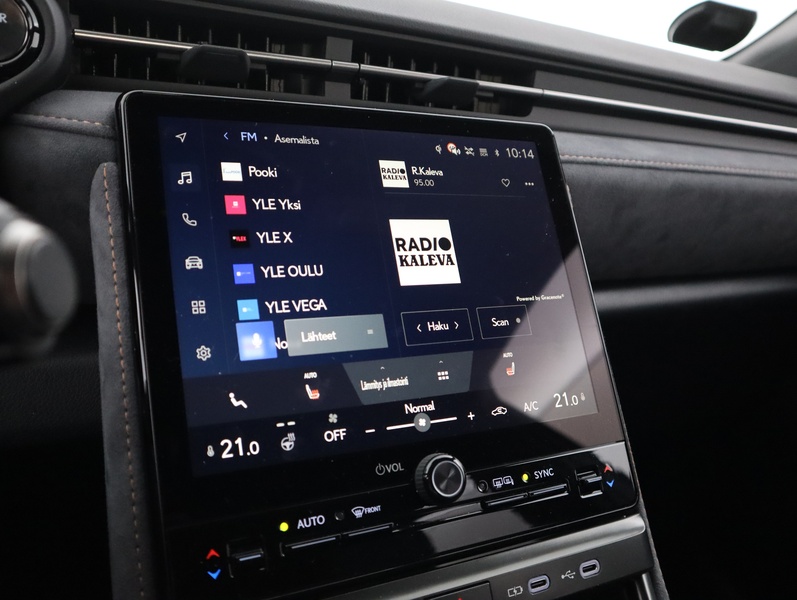 Lexus LBX vaihtoauto