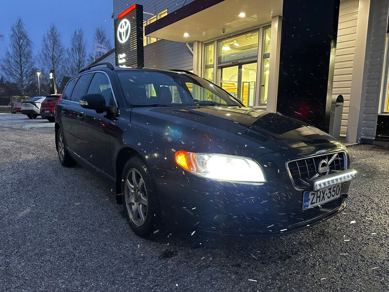 Volvo V70 vaihtoauto