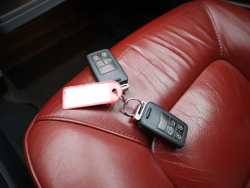 Volvo V70 vaihtoauto