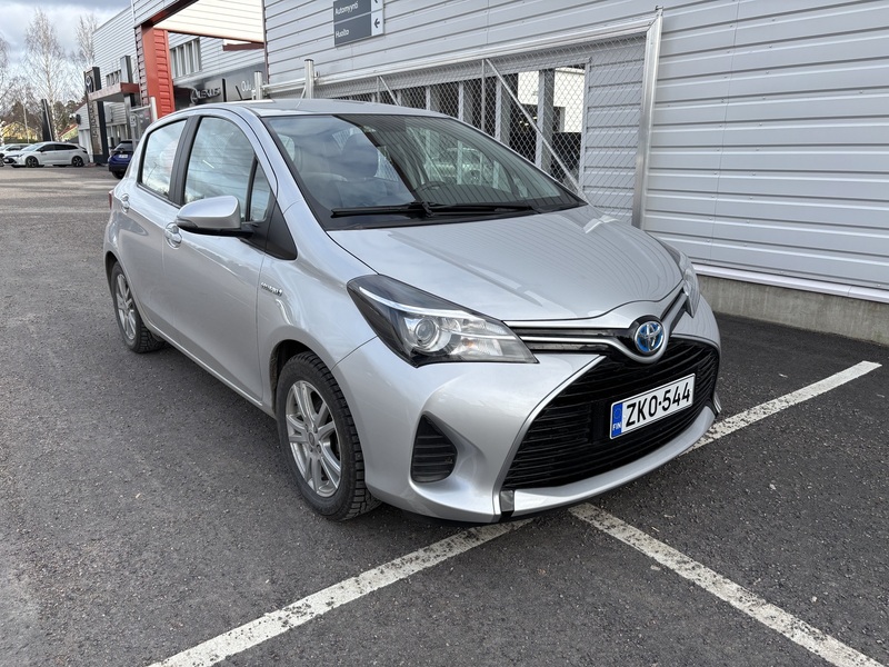 Toyota Yaris vaihtoauto