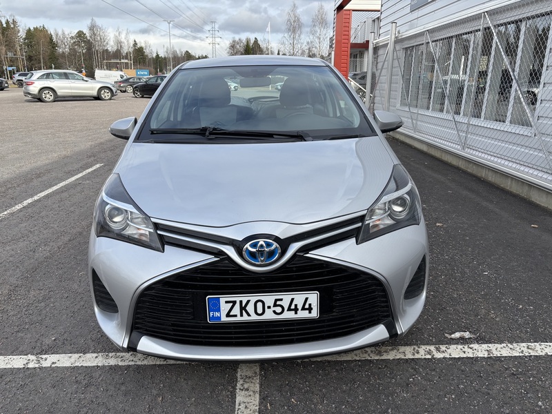 Toyota Yaris vaihtoauto