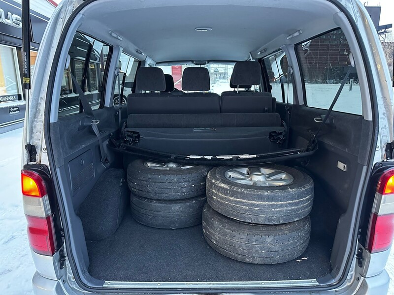 Toyota Hiace vaihtoauto