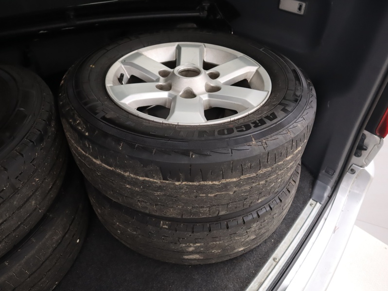 Toyota Hiace vaihtoauto