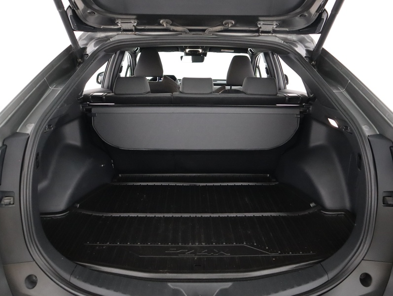 Toyota bZ4X vaihtoauto