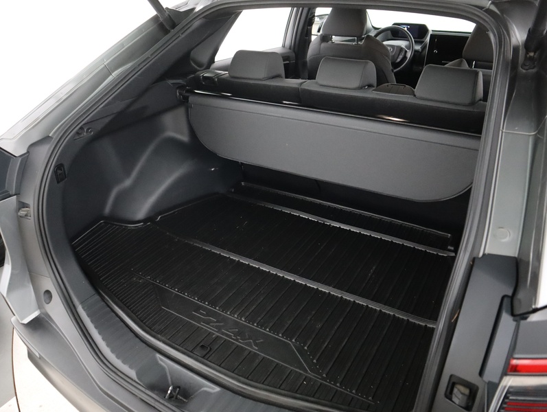 Toyota bZ4X vaihtoauto