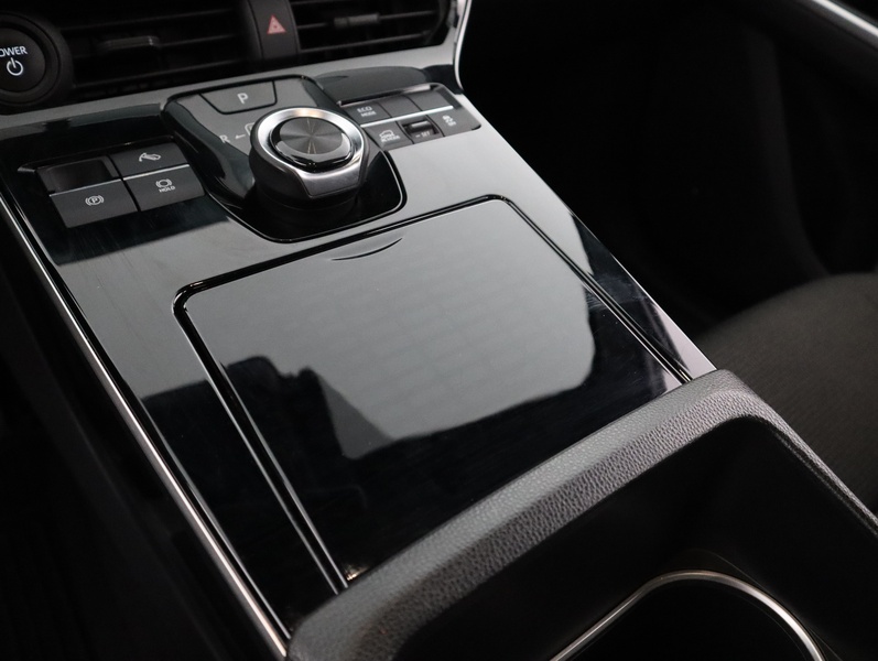 Toyota bZ4X vaihtoauto