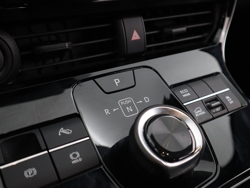 Toyota bZ4X vaihtoauto