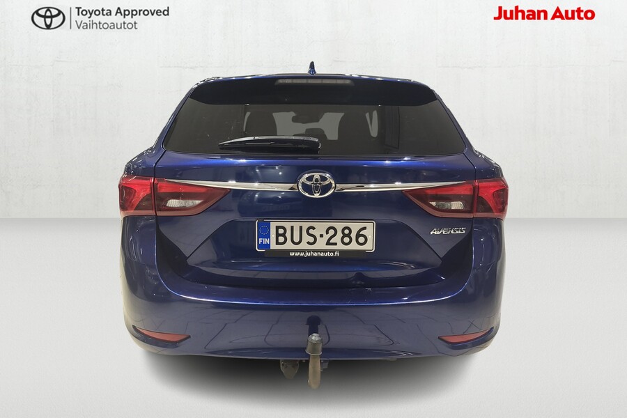 Toyota Avensis vaihtoauto