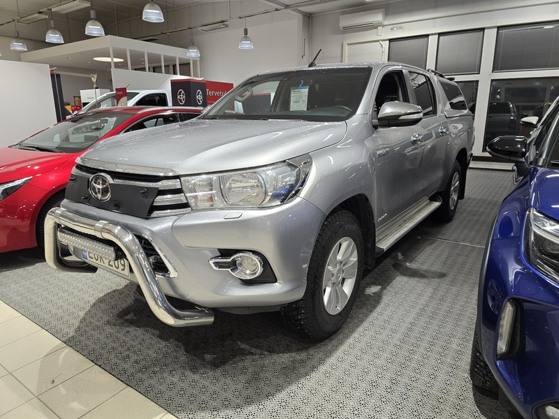 Toyota Hilux vaihtoauto