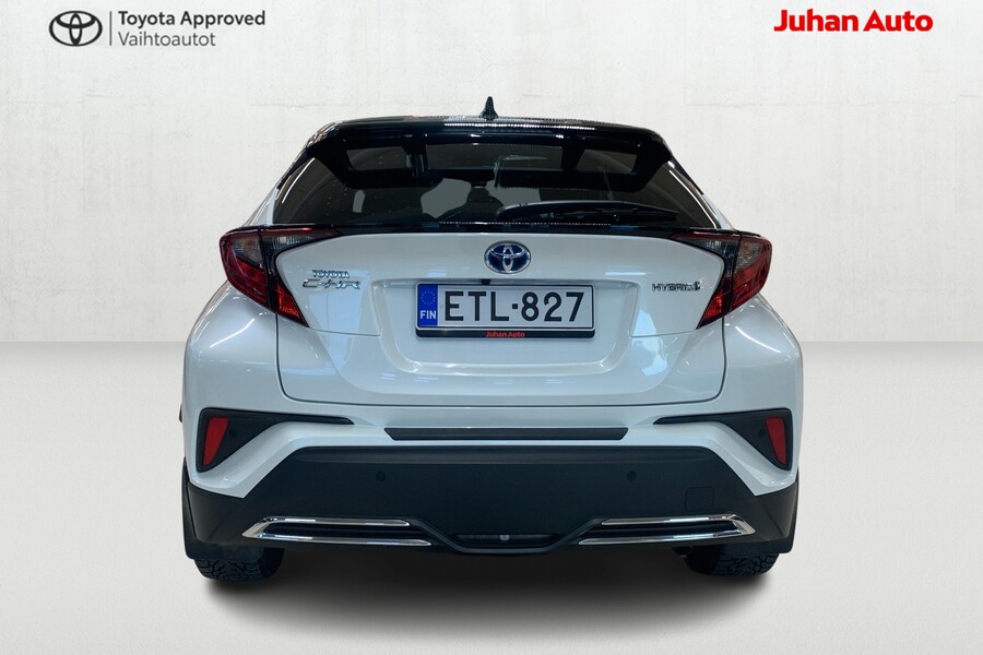 Toyota C-HR vaihtoauto