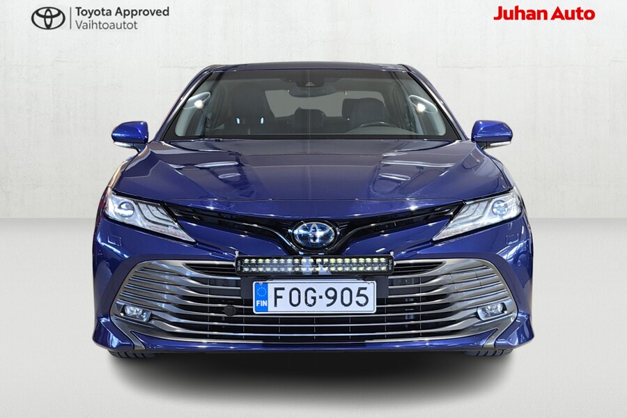 Toyota Camry vaihtoauto