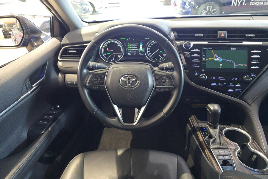 Toyota Camry vaihtoauto