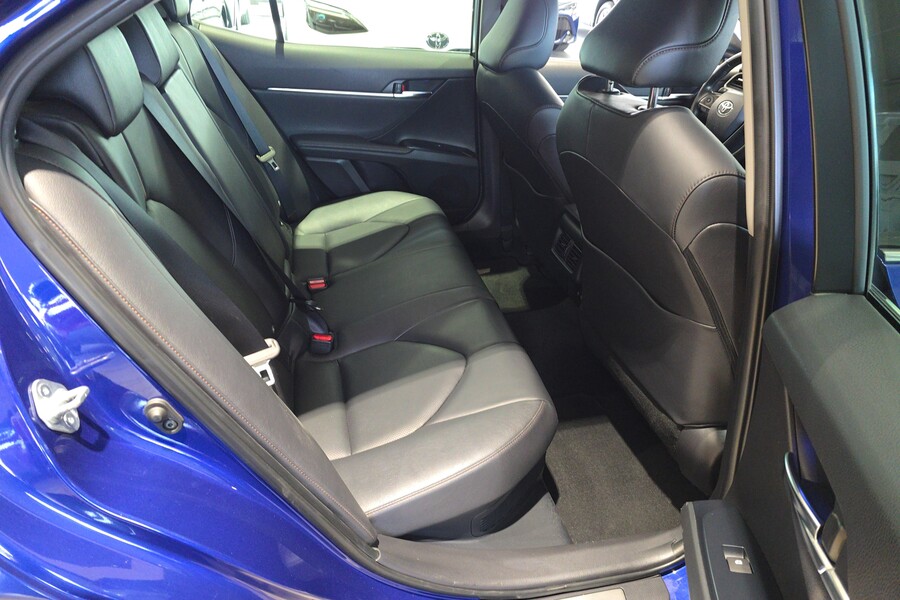 Toyota Camry vaihtoauto