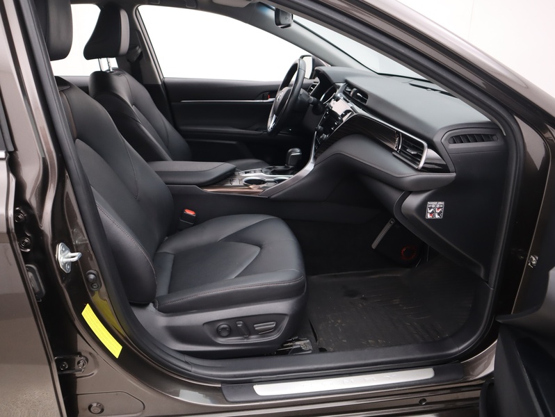 Toyota Camry vaihtoauto