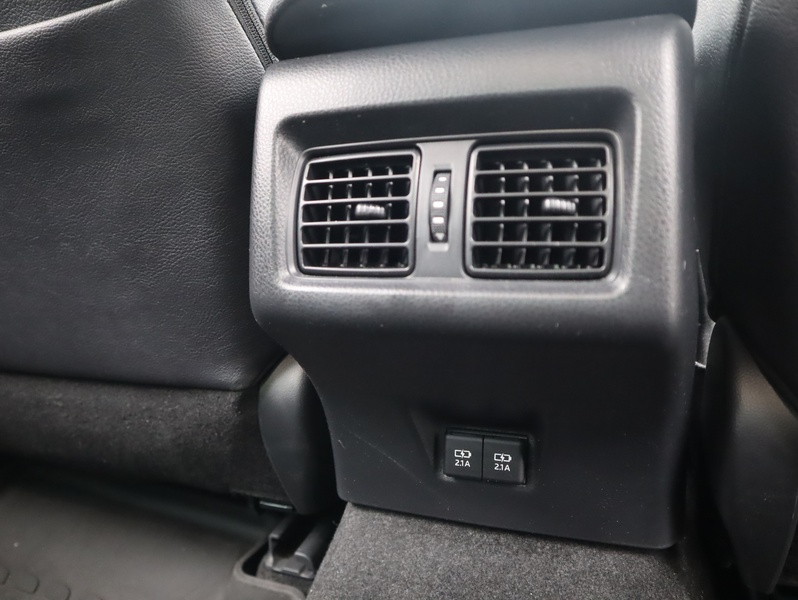 Toyota Camry vaihtoauto