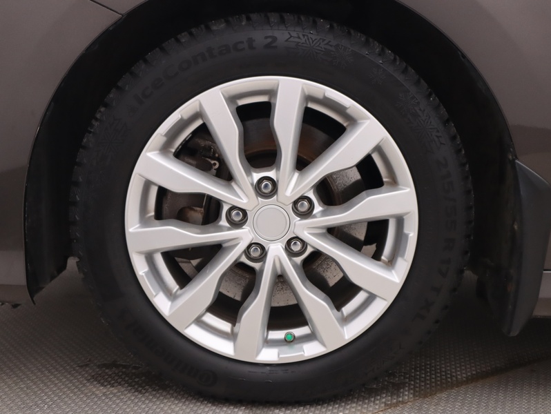 Toyota Camry vaihtoauto