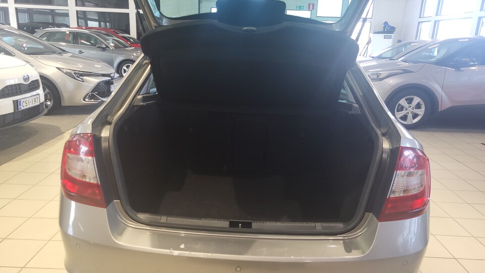 Skoda Rapid vaihtoauto