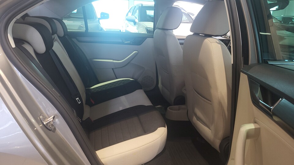 Skoda Rapid vaihtoauto