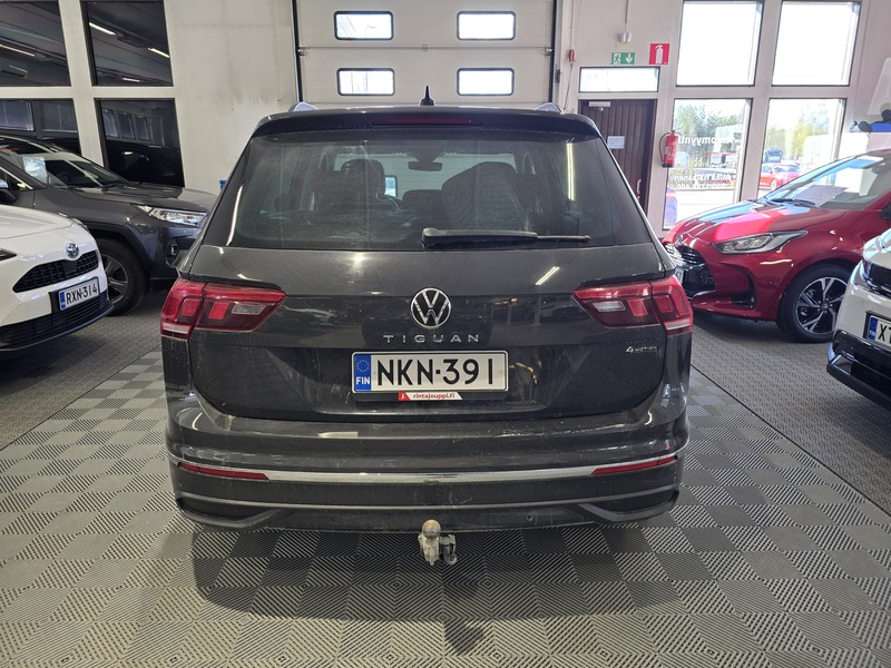 Volkswagen Tiguan vaihtoauto