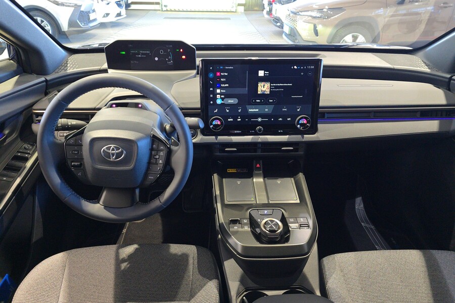 Toyota bZ4X vaihtoauto
