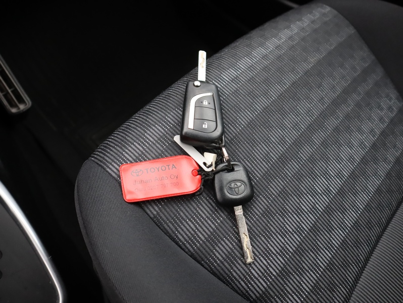 Toyota Yaris vaihtoauto