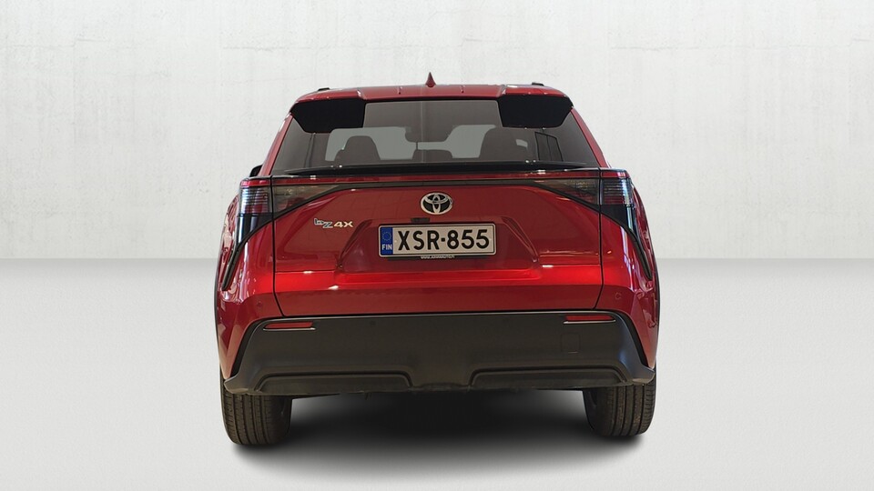 Toyota bZ4X vaihtoauto