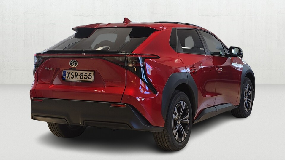 Toyota bZ4X vaihtoauto