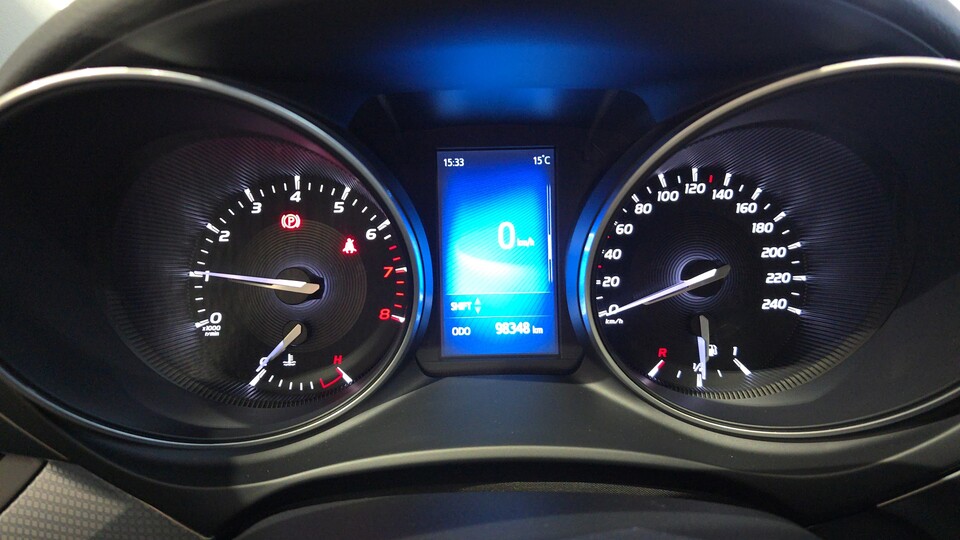 Toyota Avensis vaihtoauto