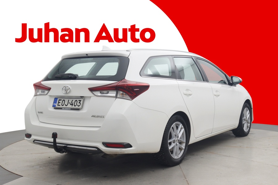 Toyota Auris vaihtoauto