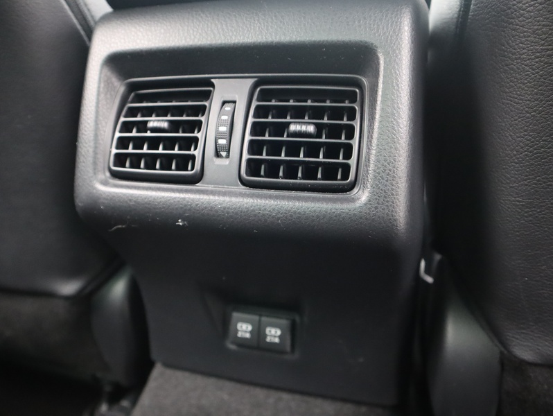 Toyota Camry vaihtoauto