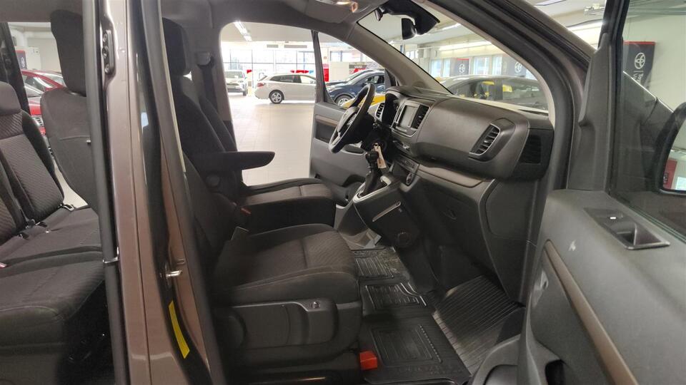 Toyota Proace Verso vaihtoauto