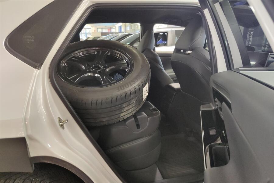 Toyota bZ4X vaihtoauto