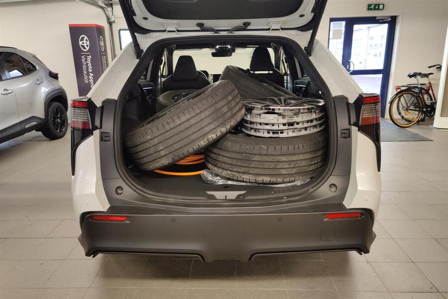 Toyota bZ4X vaihtoauto